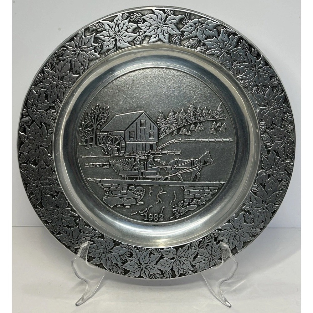 Pewter Plate‎ Wilton 1982 Horse Drawn Sleigh Christmas Tree Mill Columbia PA